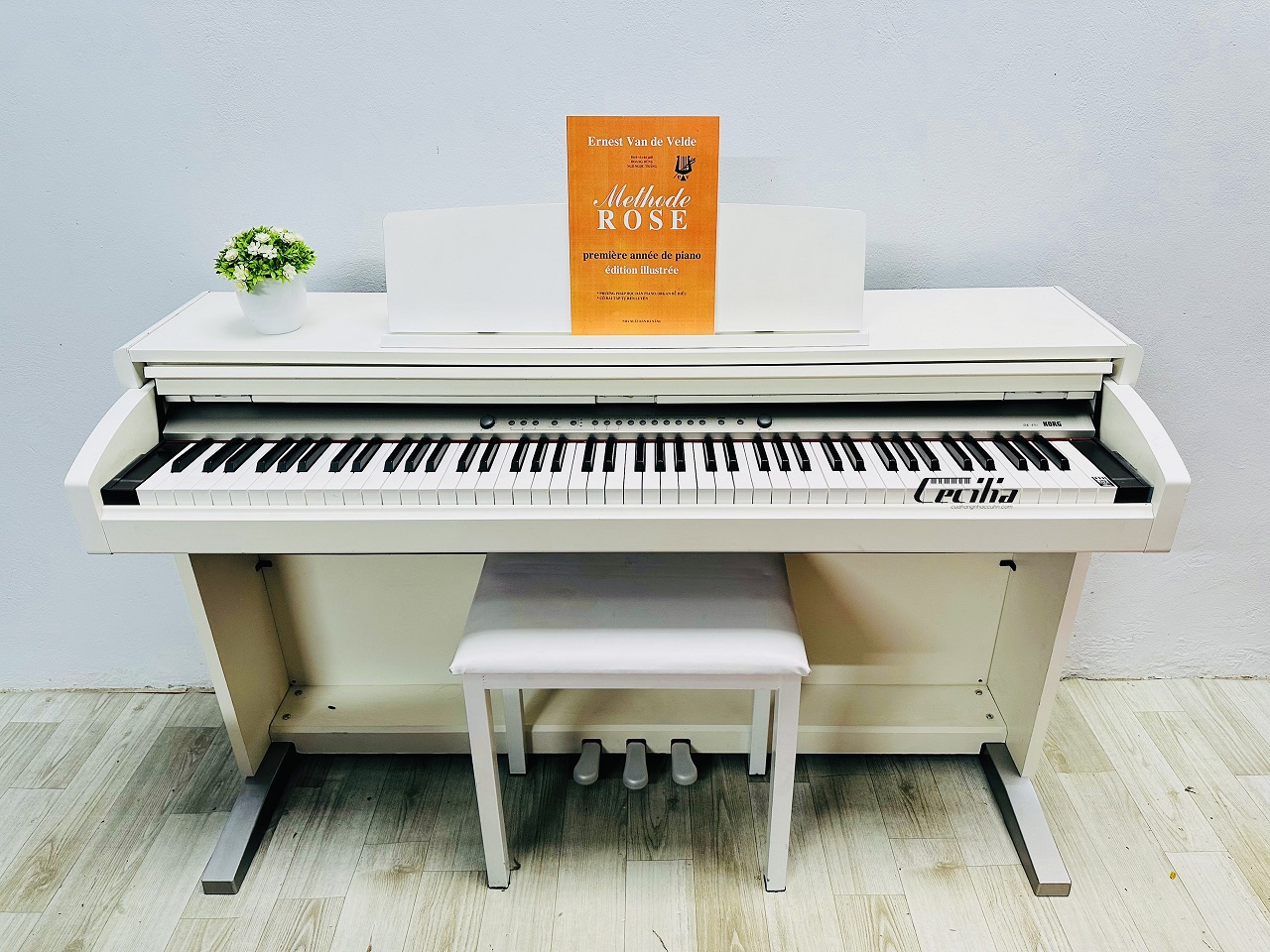 piano-korg-dk450-4