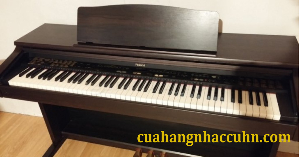 piano_roland_kr370_tai_ha_noi