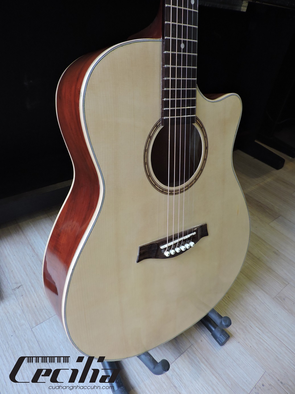 guitaracousticgak153