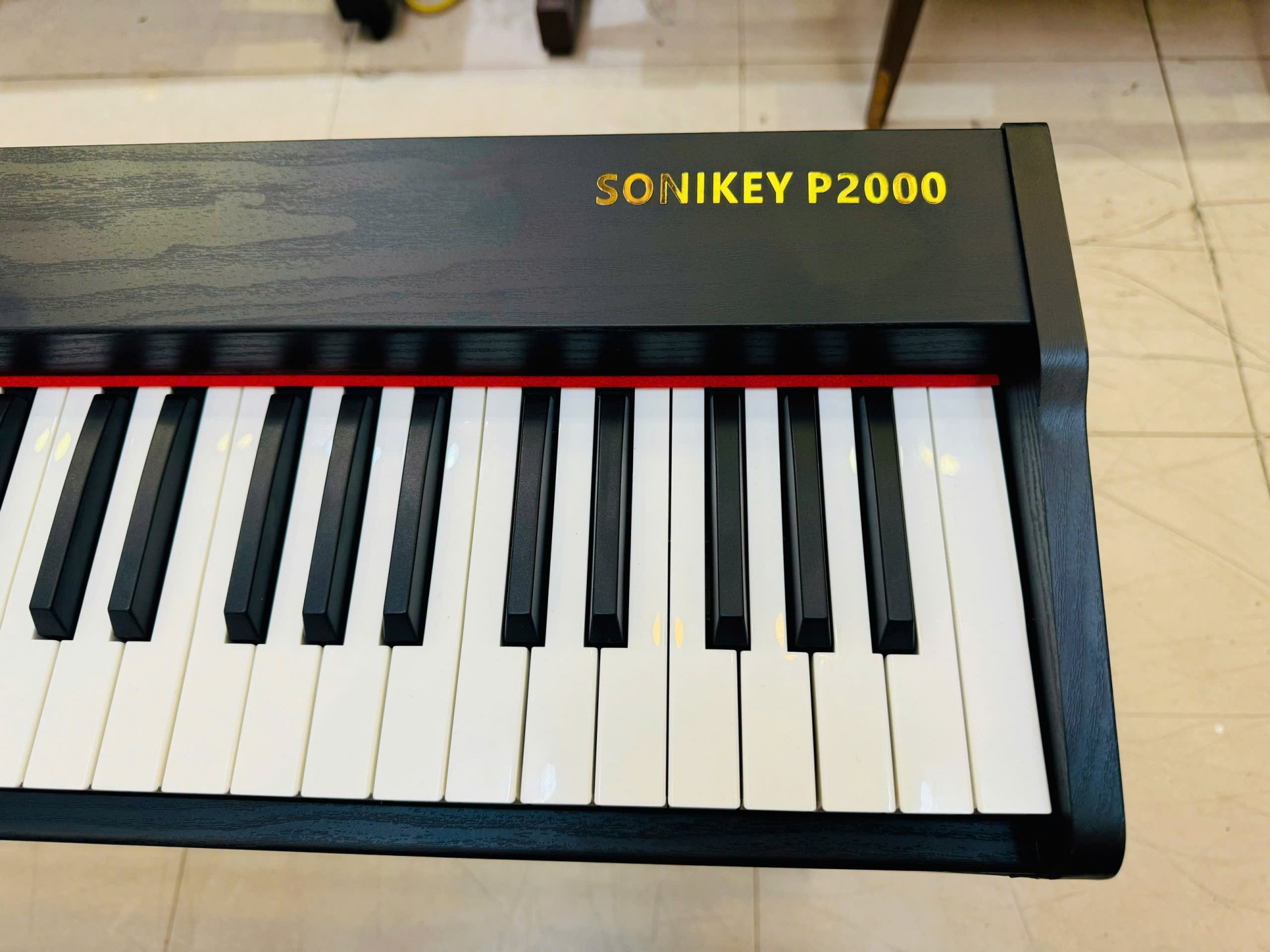 piano-dien-sonikey-p2000-3