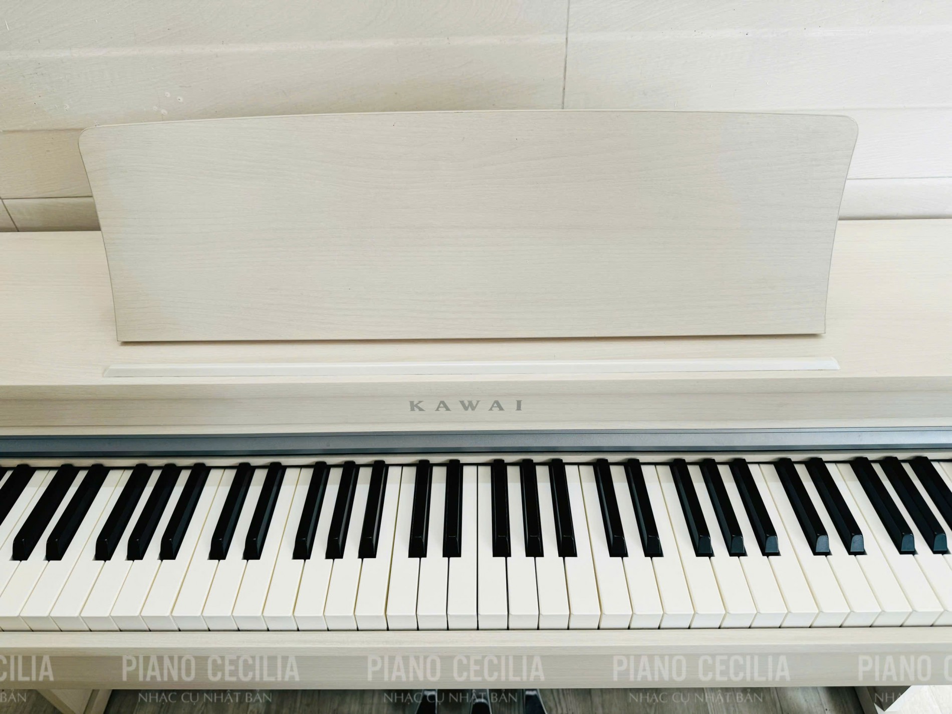 piano-kawai-cn25-2