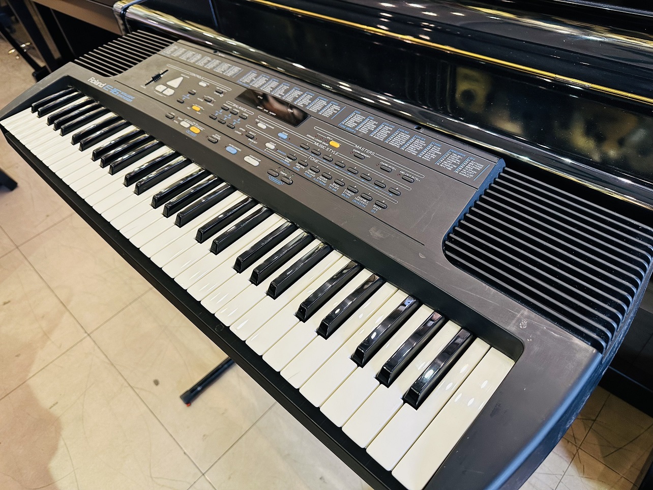 piano-roland-61p-3