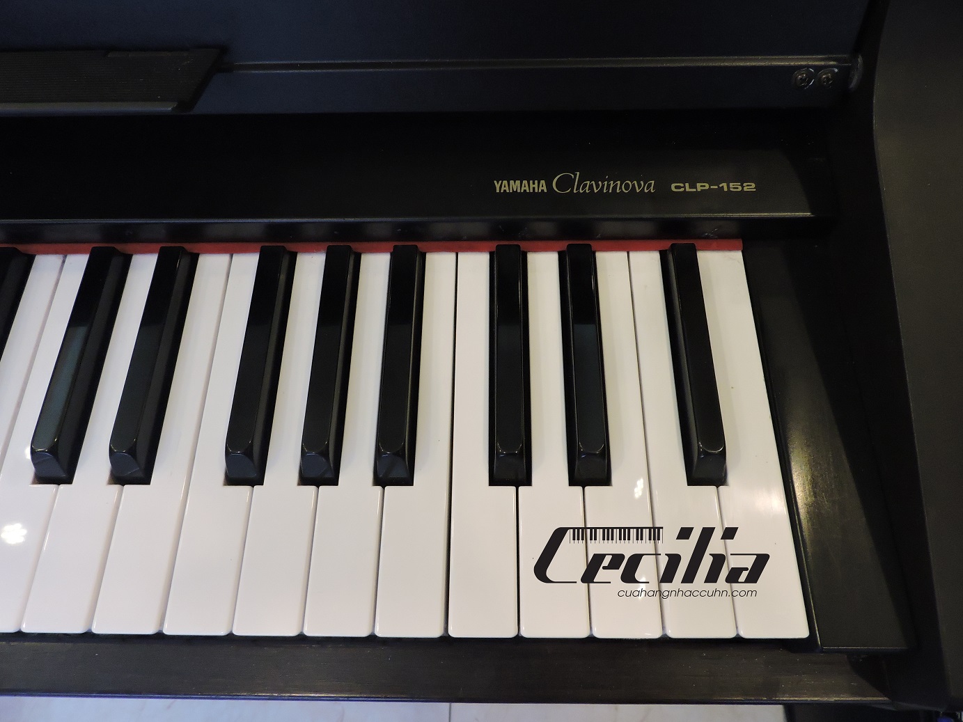 piano_dien_yamaha_clp_152_1