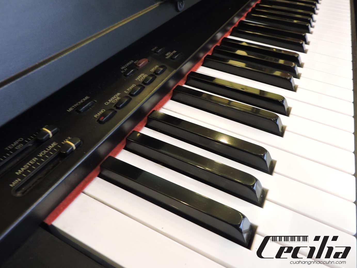 piano_dien_yamaha_clp_152_2