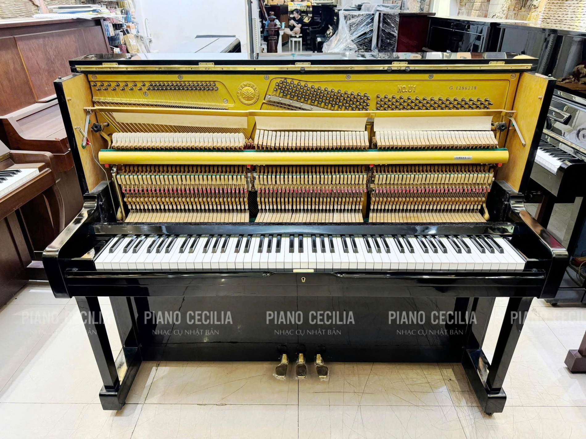 yamaha_u1g_2