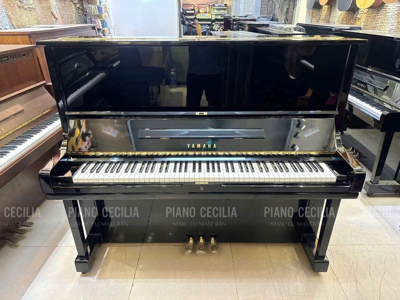 yamaha_u3g_4