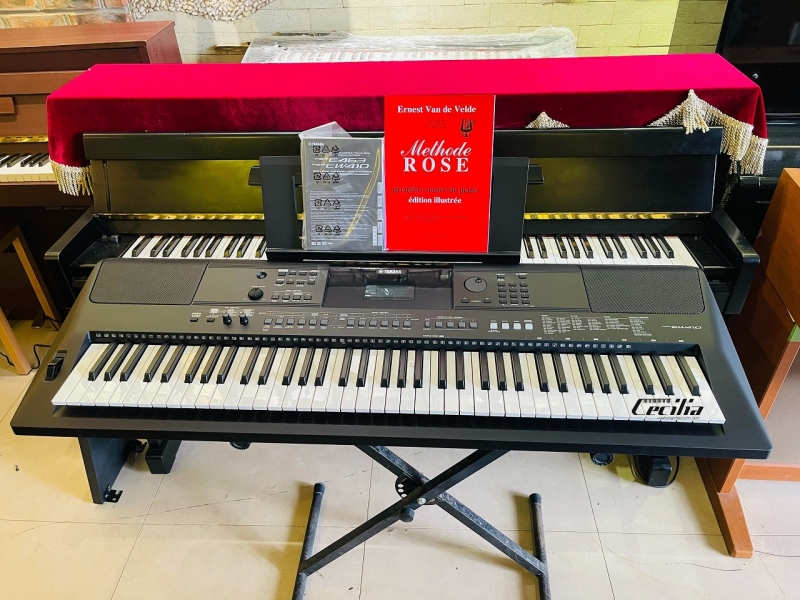 Đàn Organ Yamaha EW410
